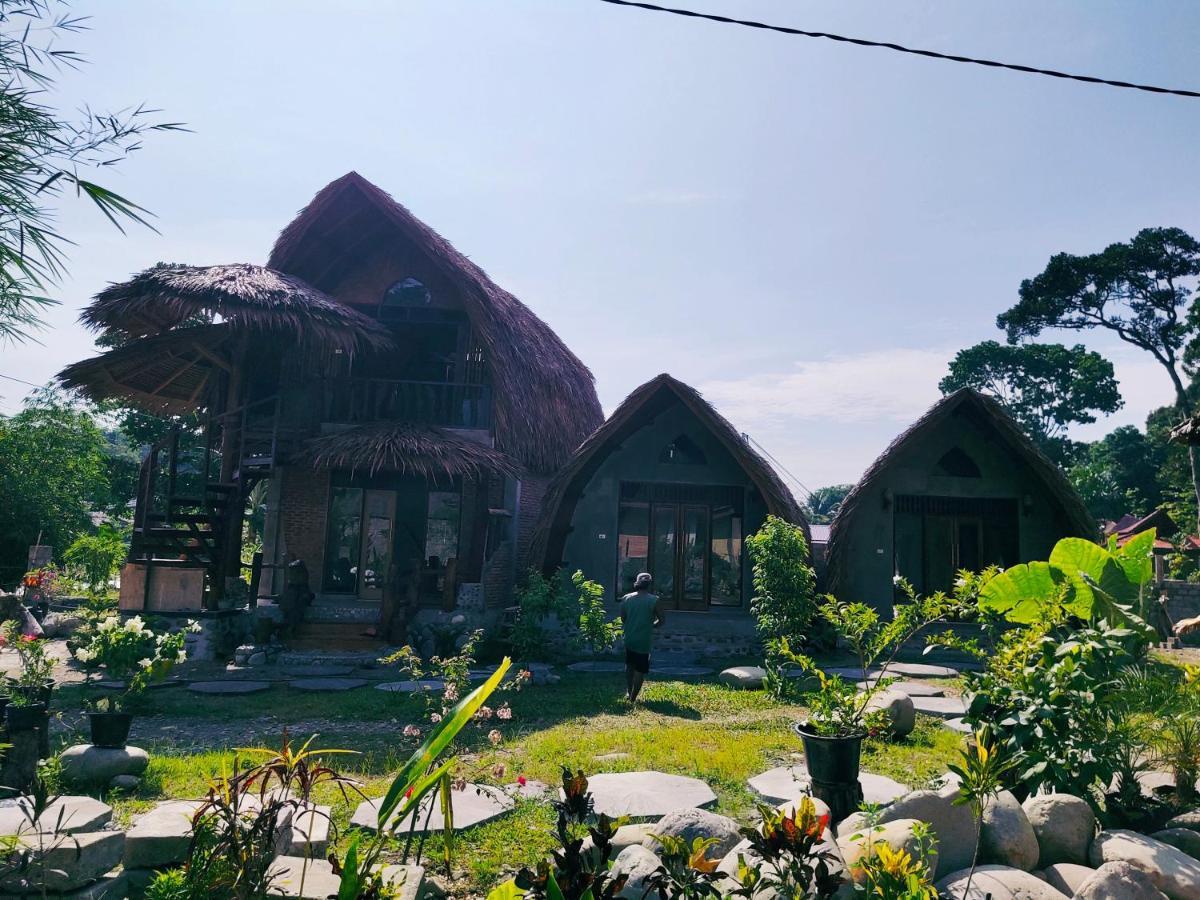Green Travelodge Bukit Lawang Exterior foto