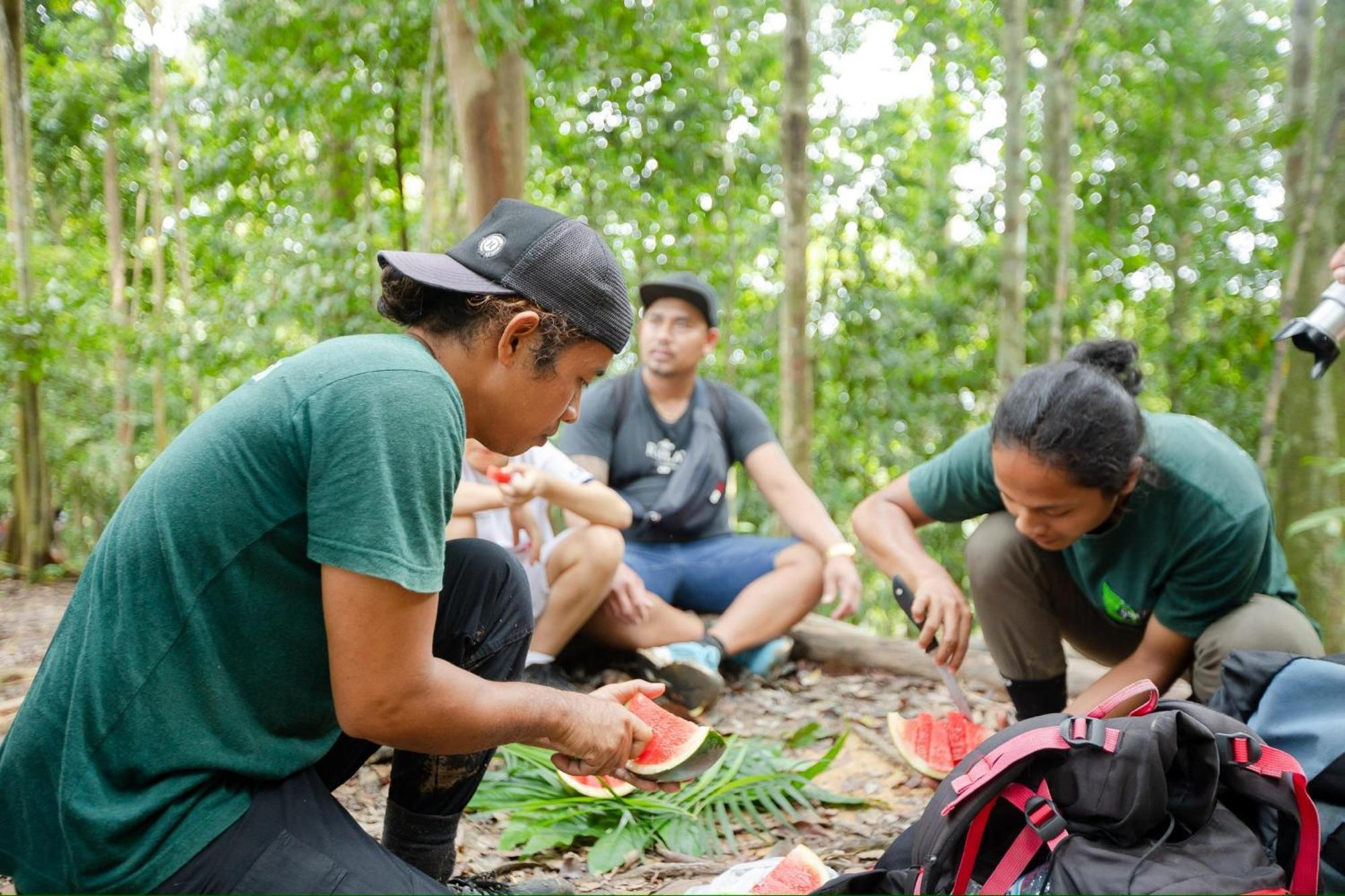 Green Travelodge Bukit Lawang Exterior foto