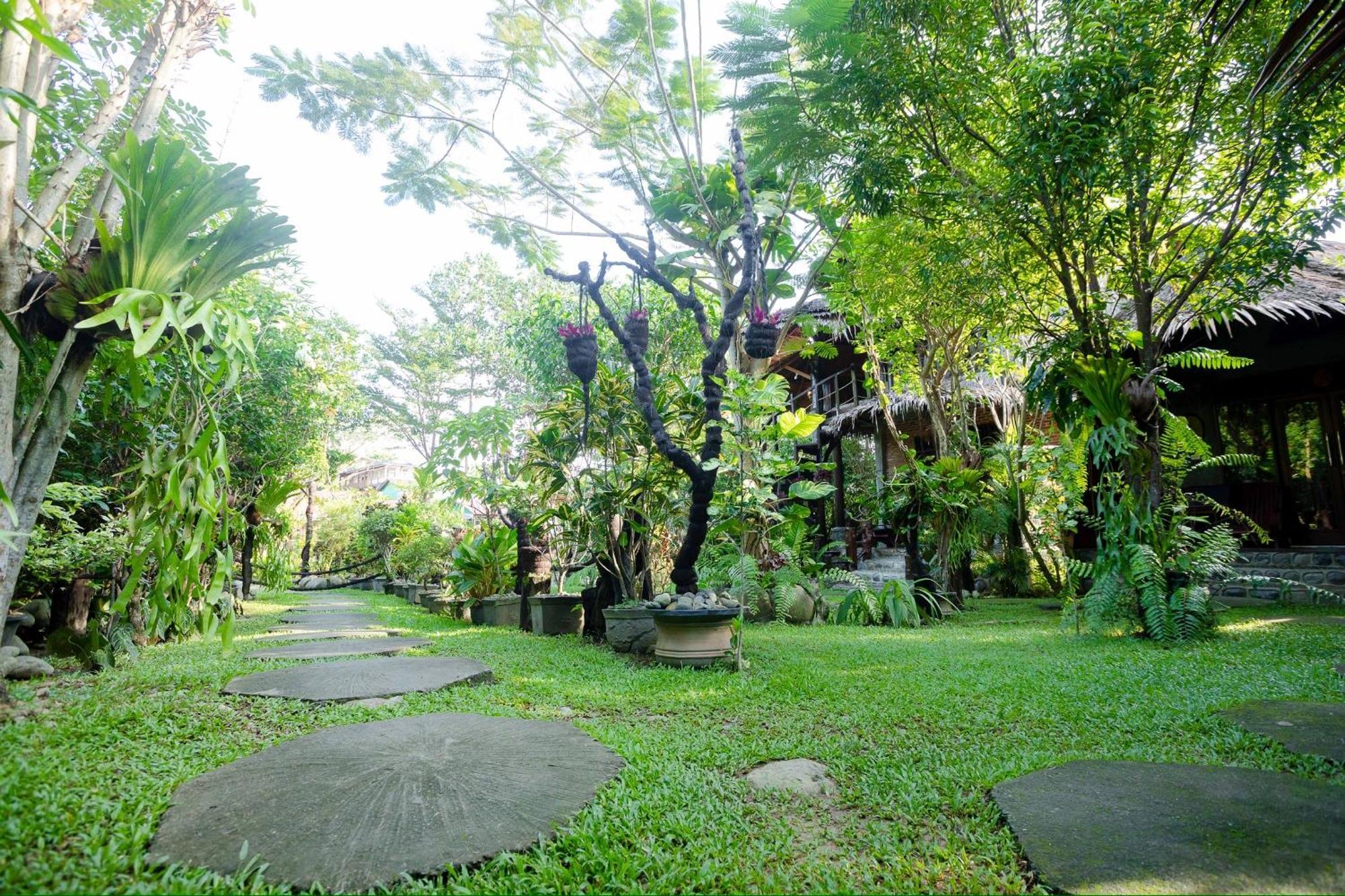 Green Travelodge Bukit Lawang Exterior foto